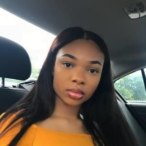 Meet your Posher, Lexi